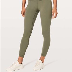 LULULEMON ALIGNS SIZE 4– Sage Green